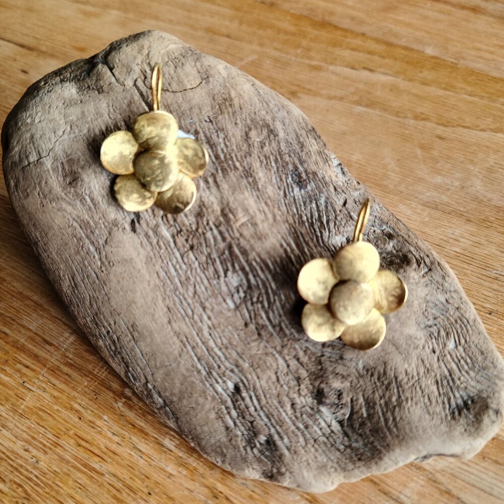 Solid 14k Gold Flower Earrings